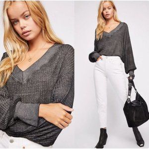 Free People‎ We The Free South Side Thermal V-Neck Gray Black V-Neck XS $68